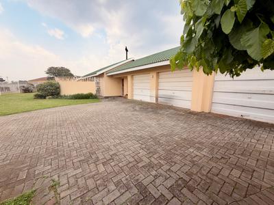 House For Sale in Unitas Park, Vereeniging
